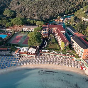 Desiree Hotel